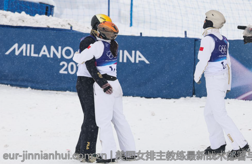 美国女排主教练最新战术部署与比赛效果